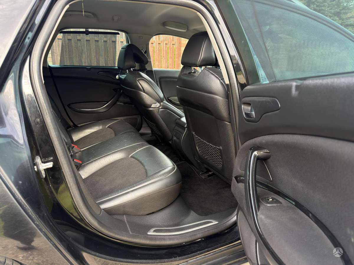 Citroen C5 2010 — photo 21