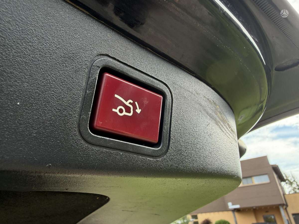 Citroen C5 2010 — photo 25