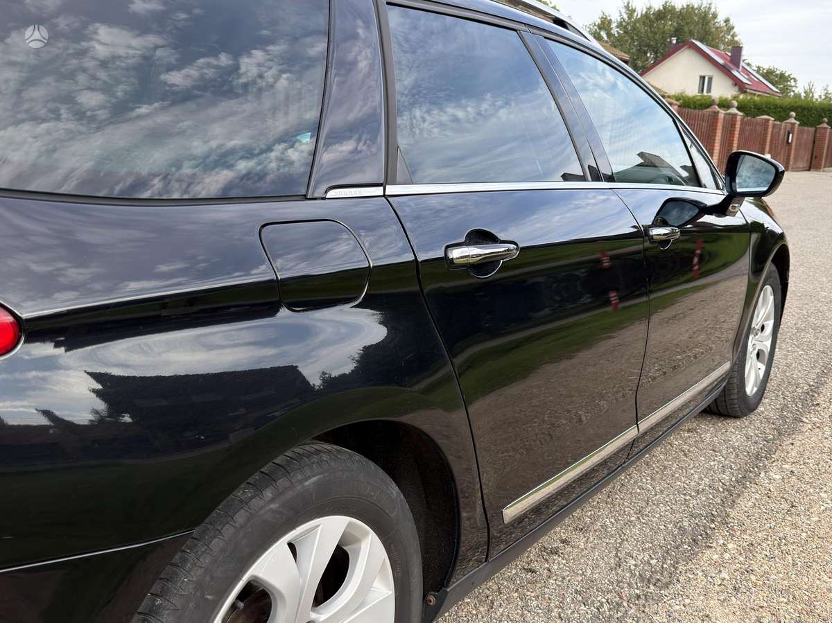 Citroen C5 2010 — photo 9