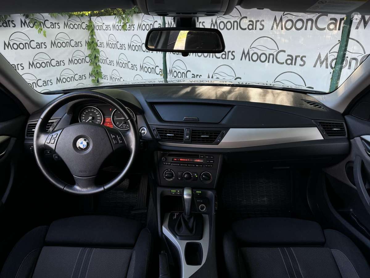 BMW X1 2011 — photo 10