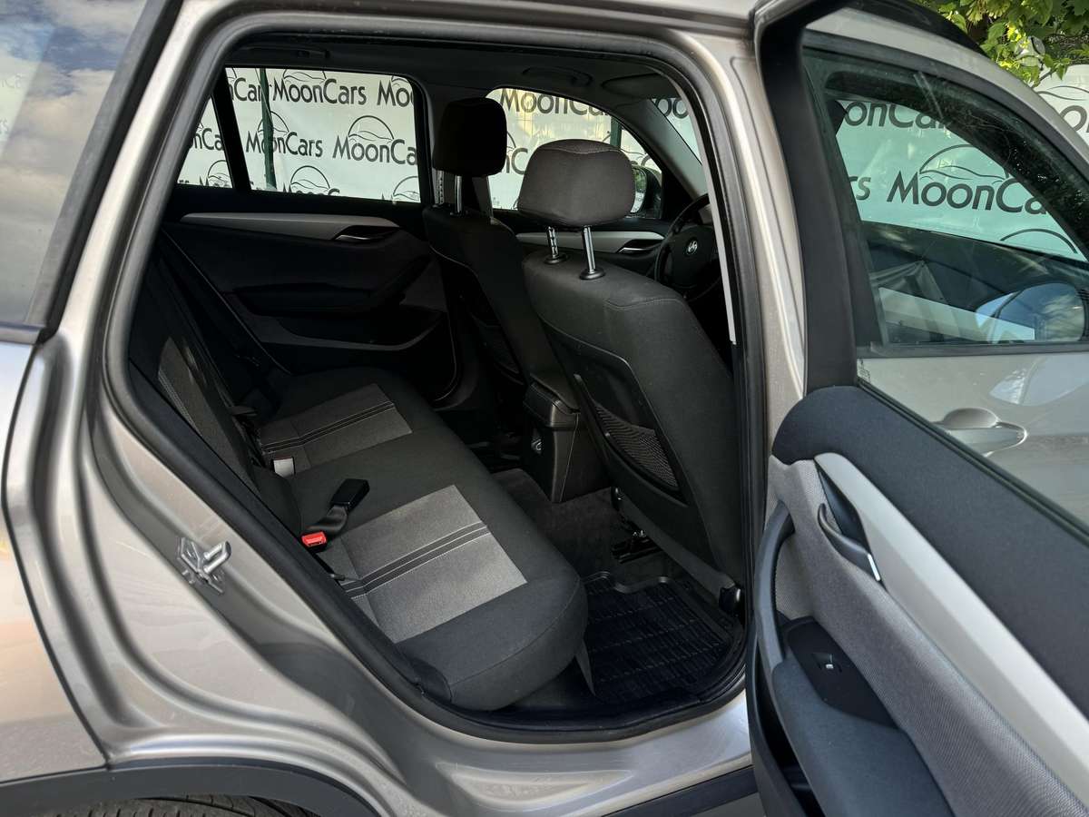 BMW X1 2011 — photo 14