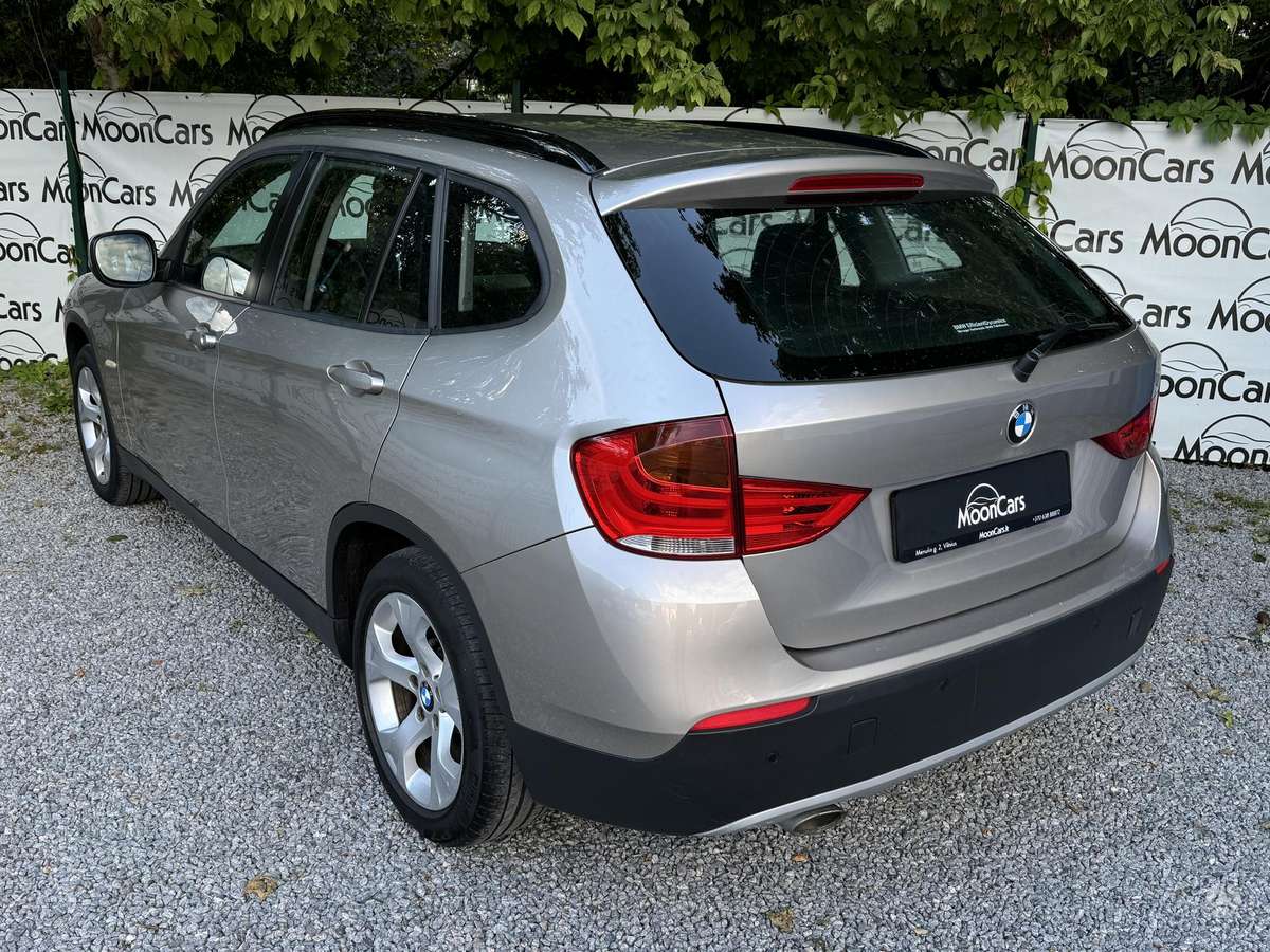 BMW X1 2011 — photo 8