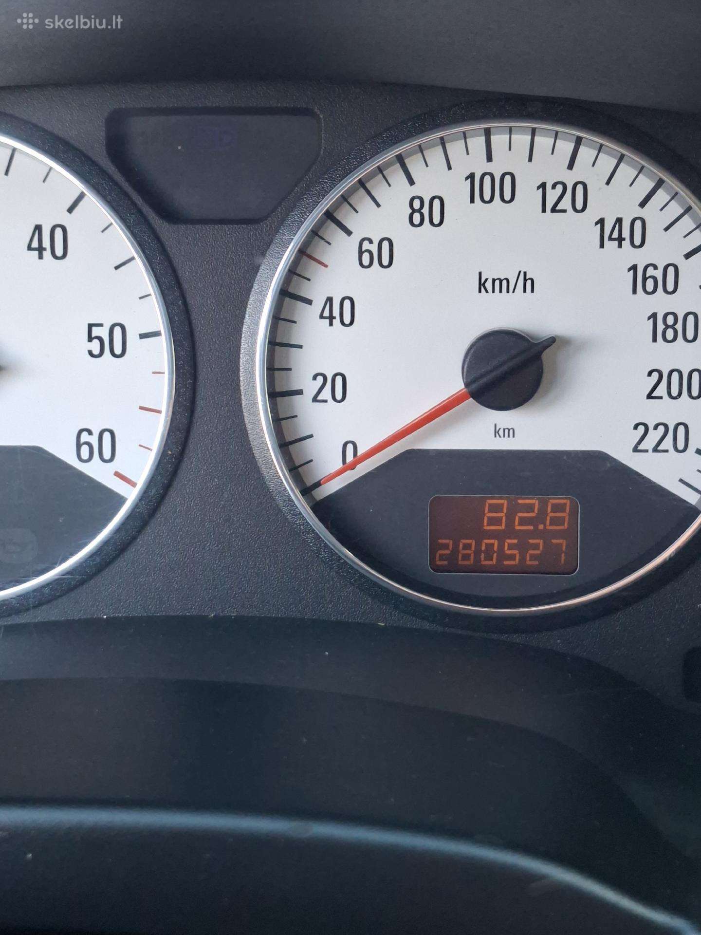Opel Zafira 2004 — двигун 2200 cm³, 125 HP (92kW)