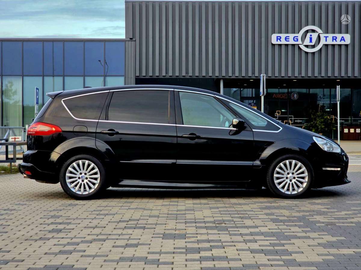 Ford S-MAX 2013 — photo 7