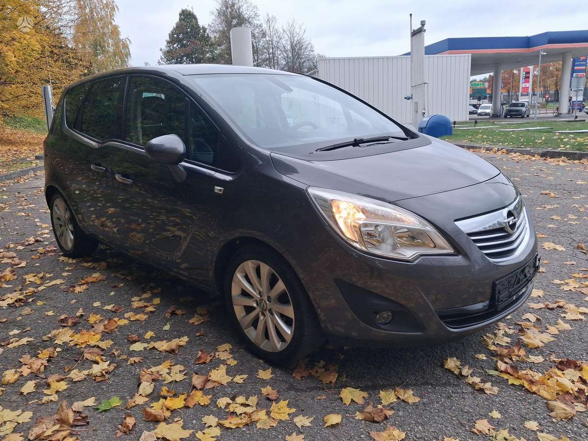 Opel Meriva 2012 — photo 7