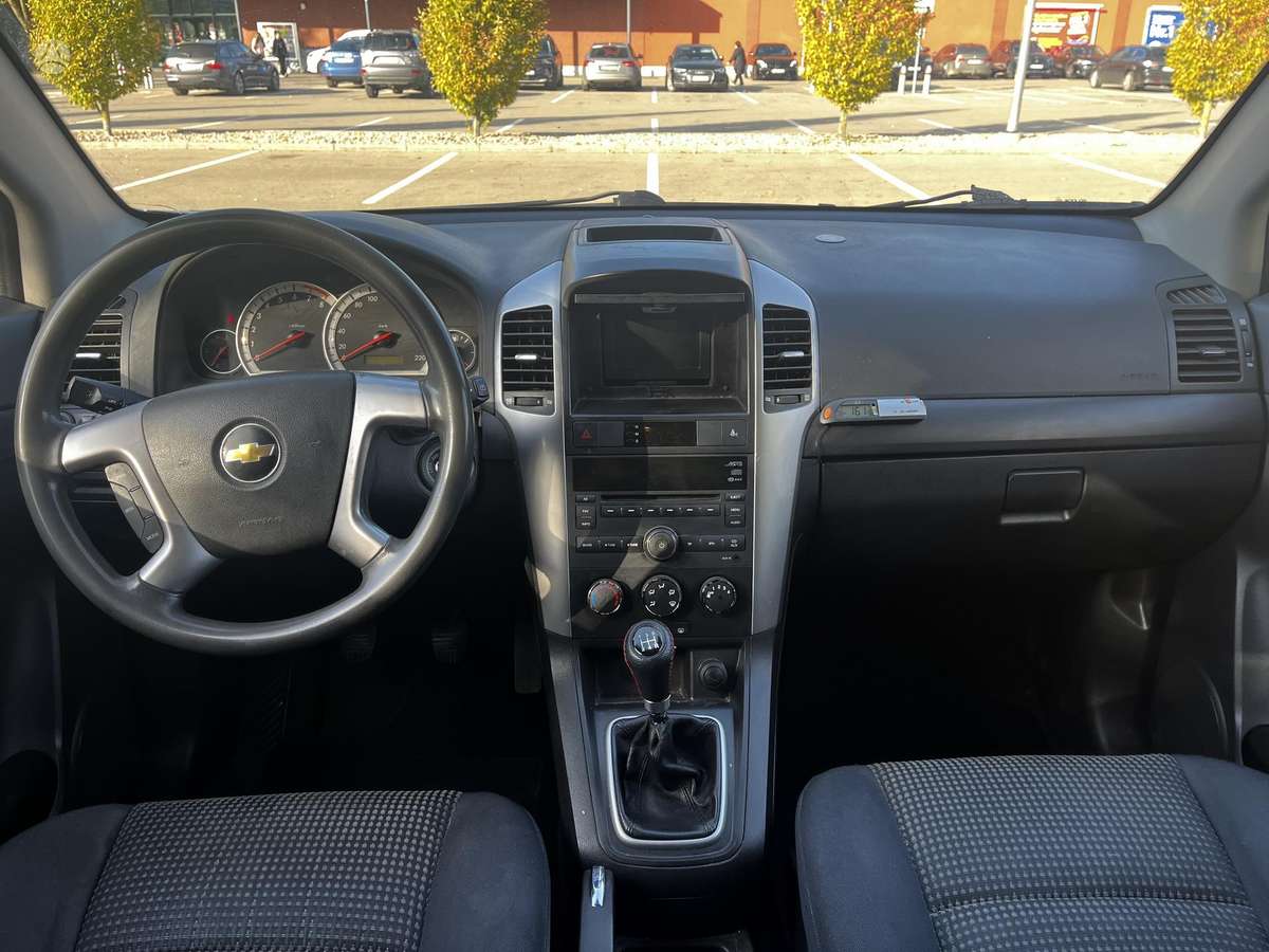 Chevrolet Captiva 2010 — photo 6