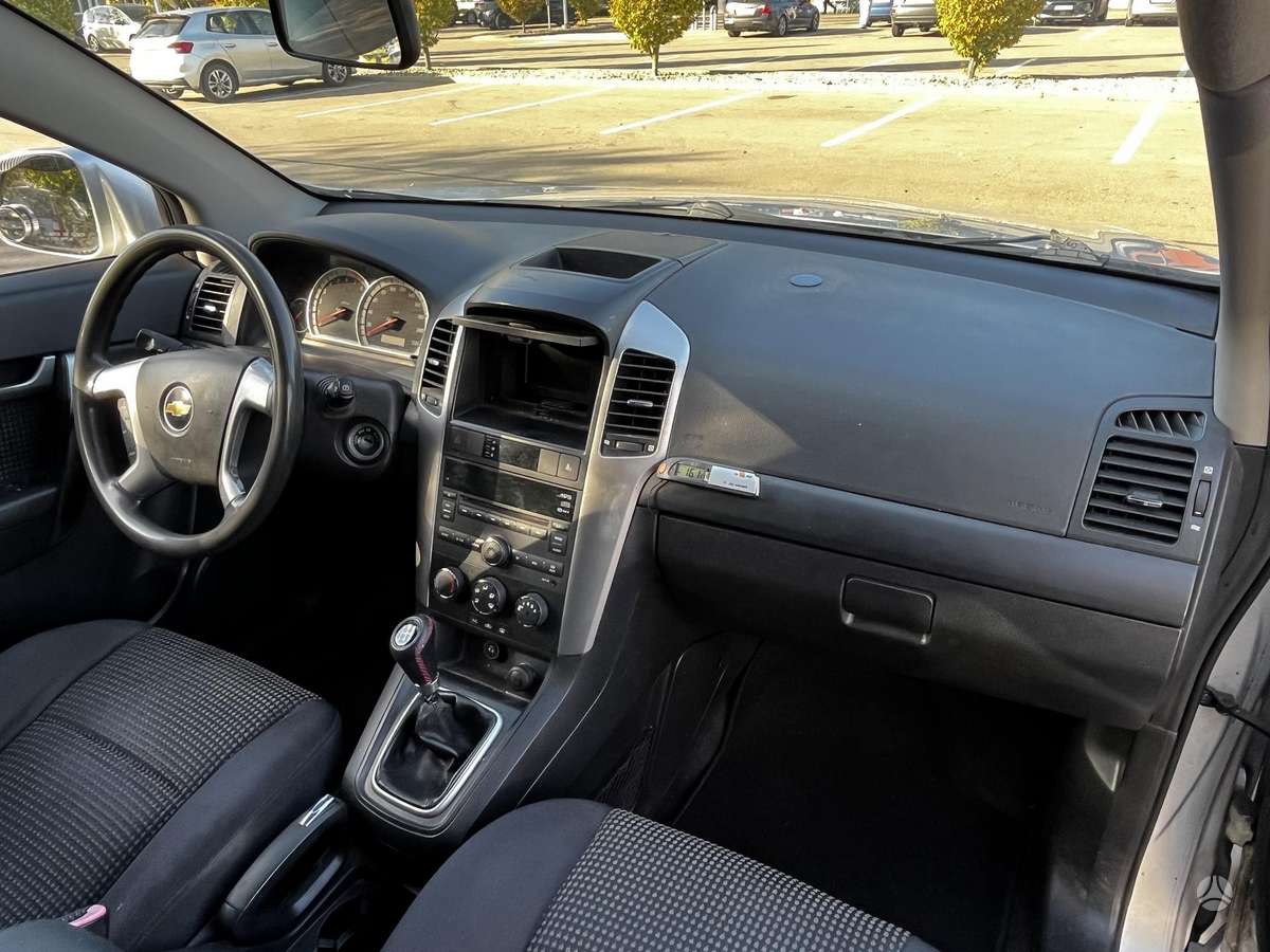 Chevrolet Captiva 2010 — photo 7