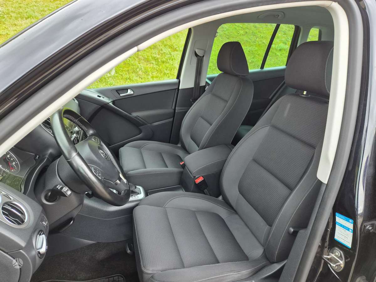 Volkswagen Tiguan 2011 — photo 11