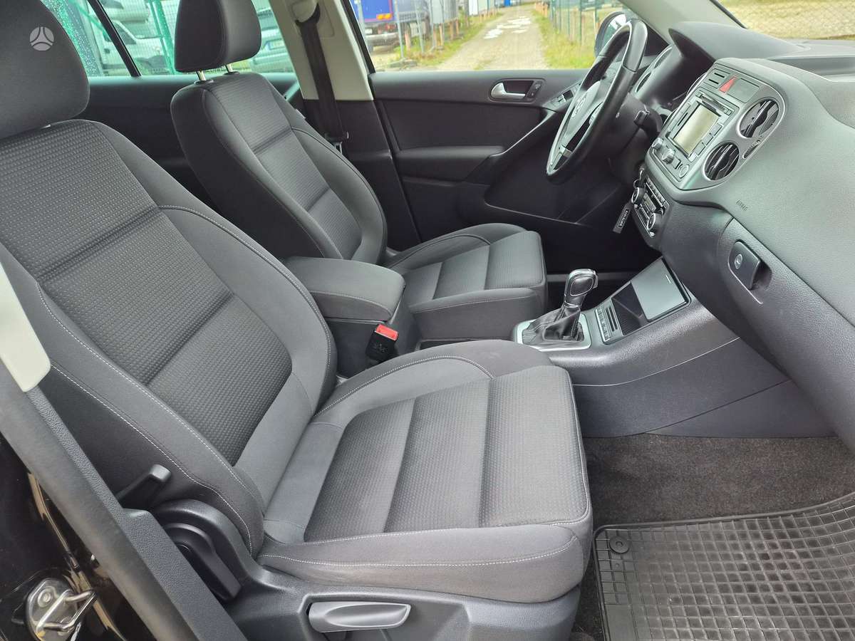 Volkswagen Tiguan 2011 — photo 8