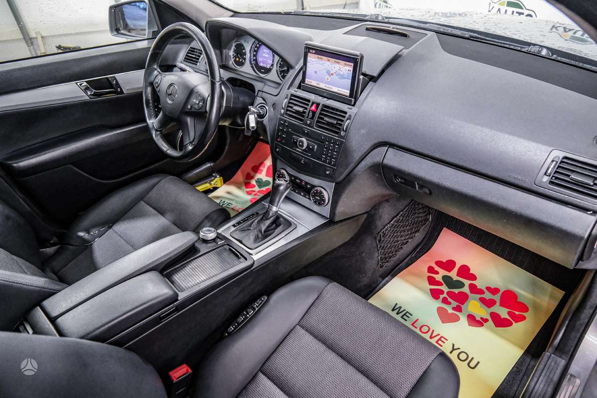 Mercedes-Benz C280 2008 — photo 11