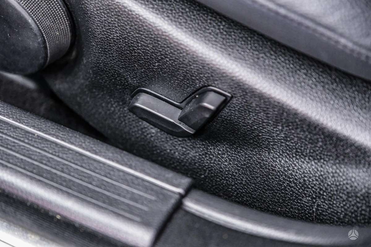 Mercedes-Benz C280 2008 — photo 14