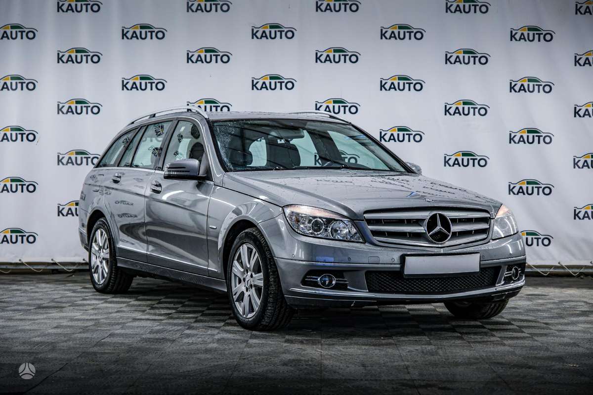 Mercedes-Benz C280 2008 — rear view