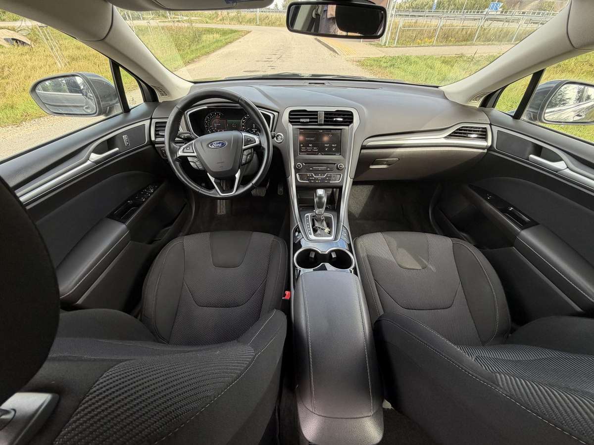 Ford Mondeo 2015 — фото 10