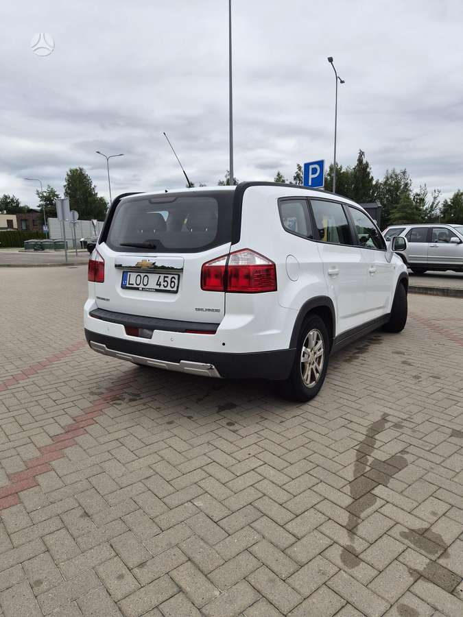 Chevrolet Orlando 2012 — engine 1998 cm³, 131 HP (96kW)