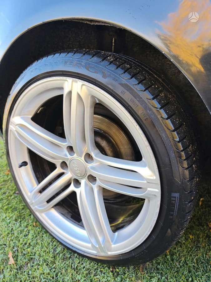 Audi A6 2010 — photo 13
