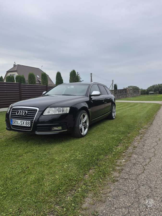 Audi A6 2010 — rear view