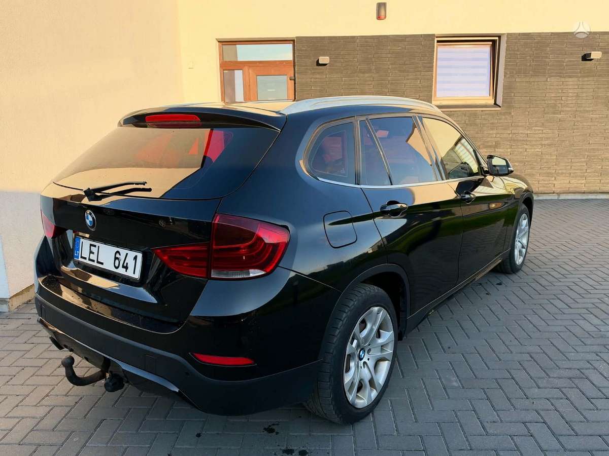 BMW X1 2012 — photo 10