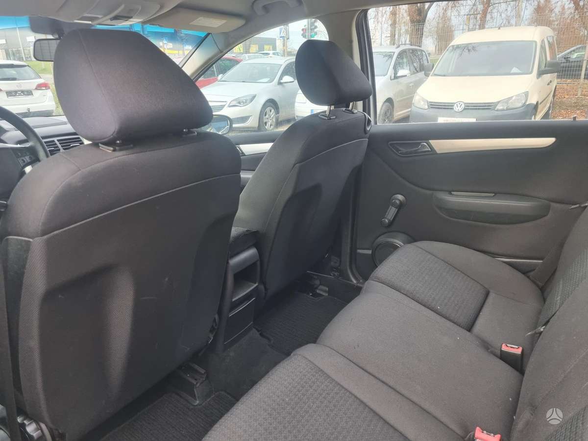 Mercedes-Benz B200 2005 — photo 6