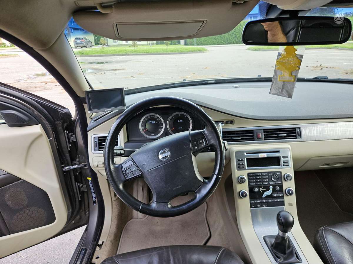 Volvo XC70 2008 — photo 10