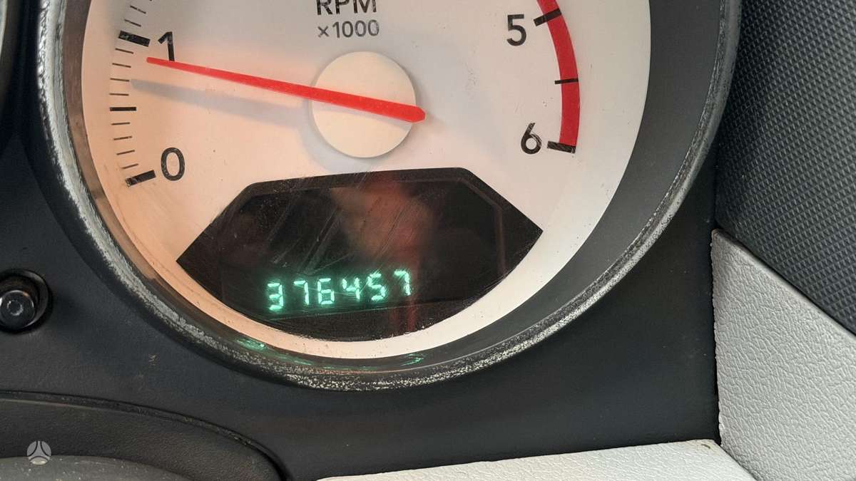 Dodge Caliber 2006 — photo 16