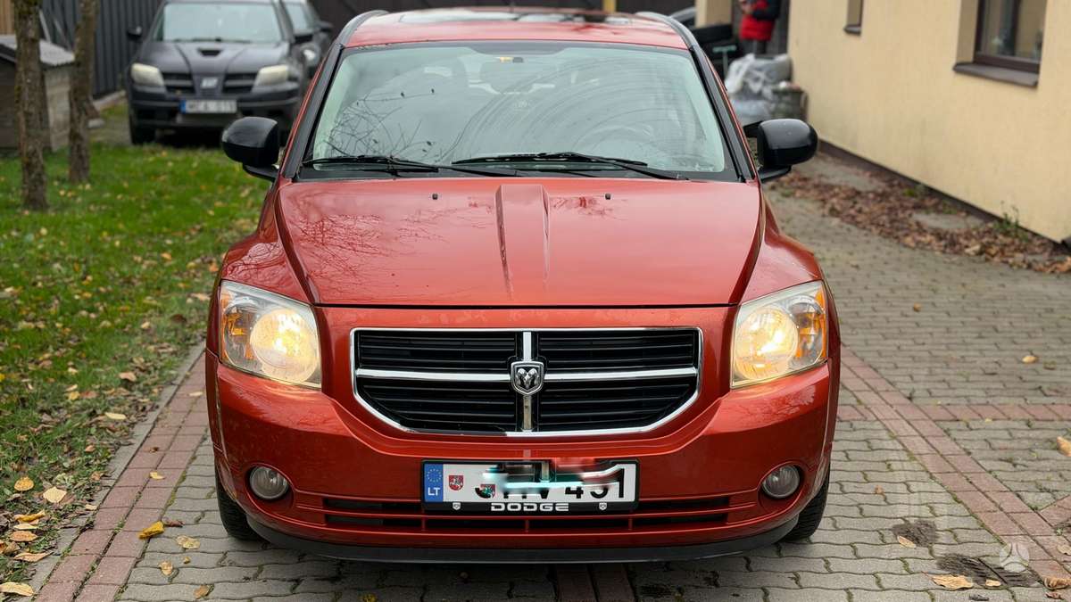 Dodge Caliber 2006 — rear view