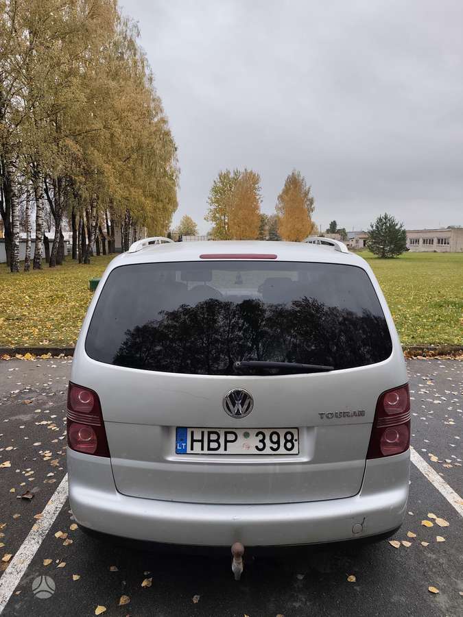 Volkswagen Touran 2004 — photo 8