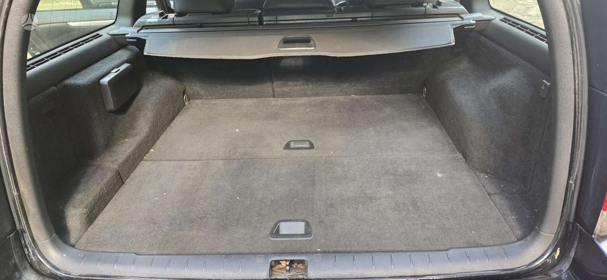 Volvo V70 2006 — photo 13