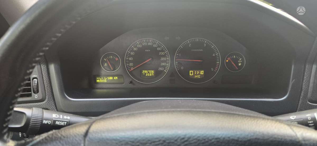 Volvo V70 2006 — photo 16