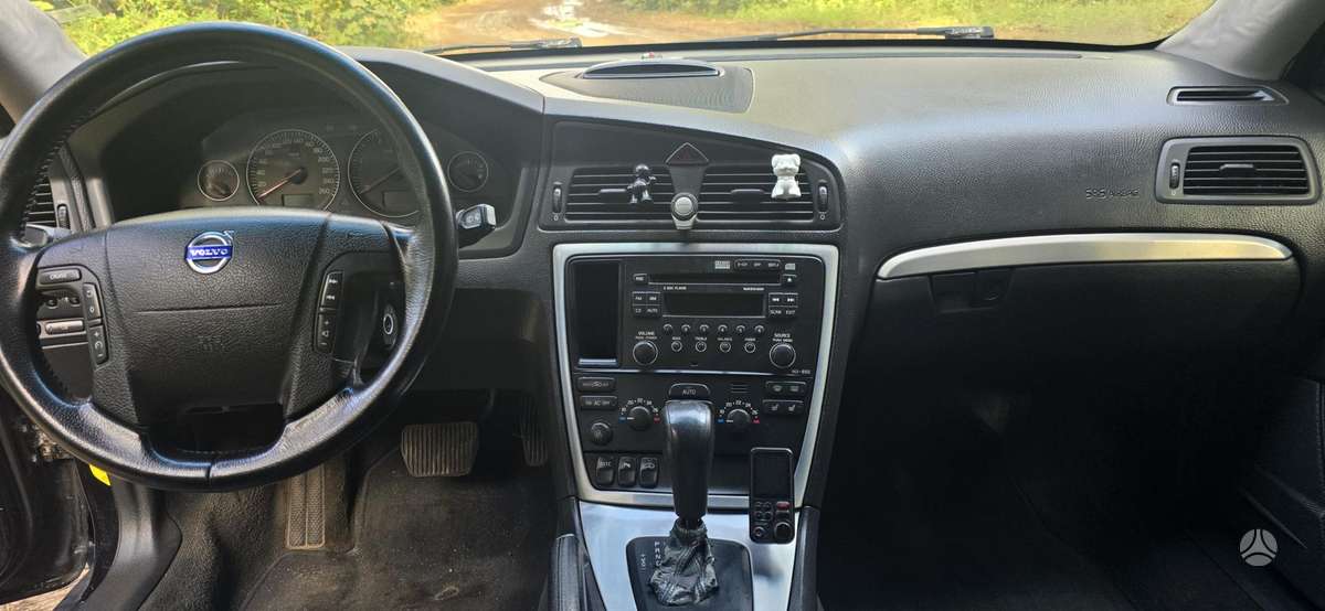 Volvo V70 2006 — photo 9