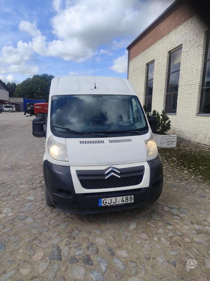 Citroen Jumper 2008 — rear view