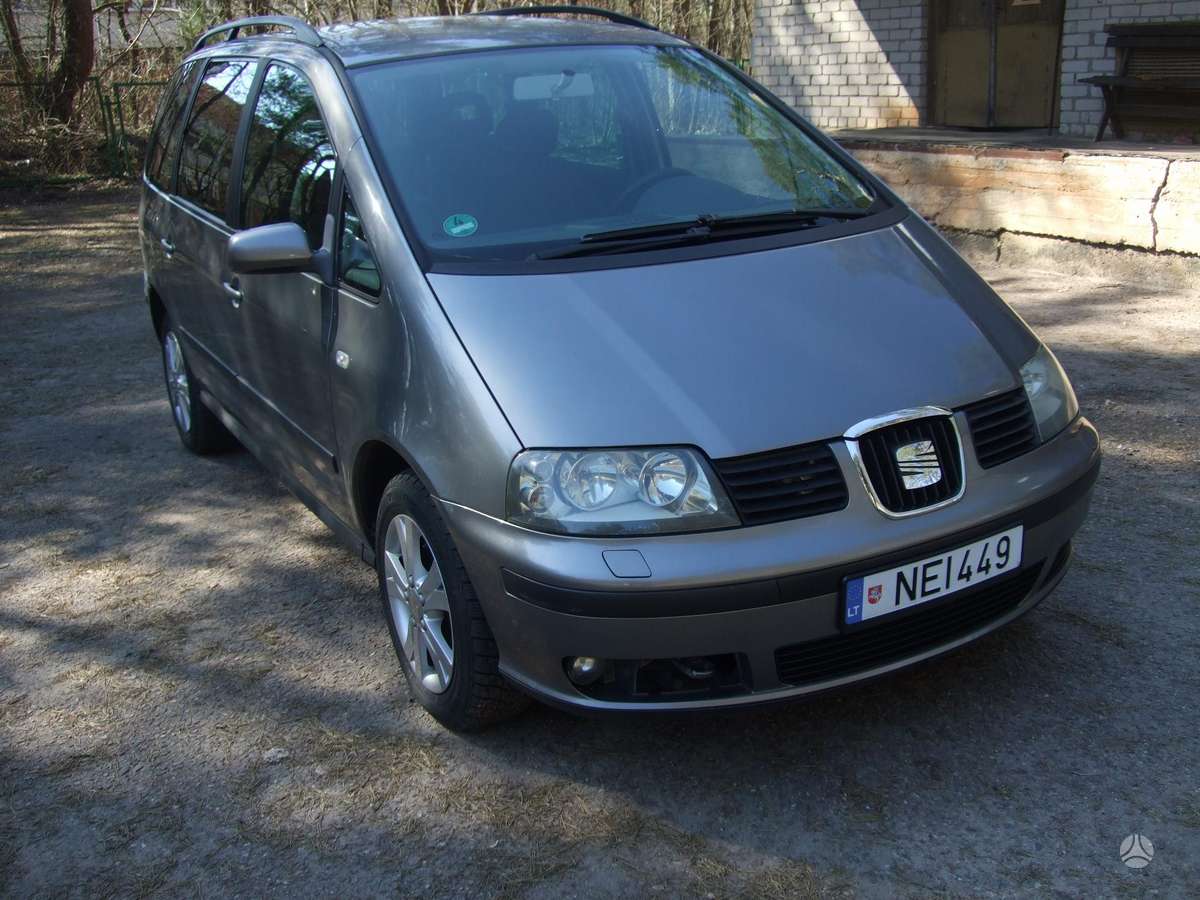 Seat Alhambra 2008 — фото 18