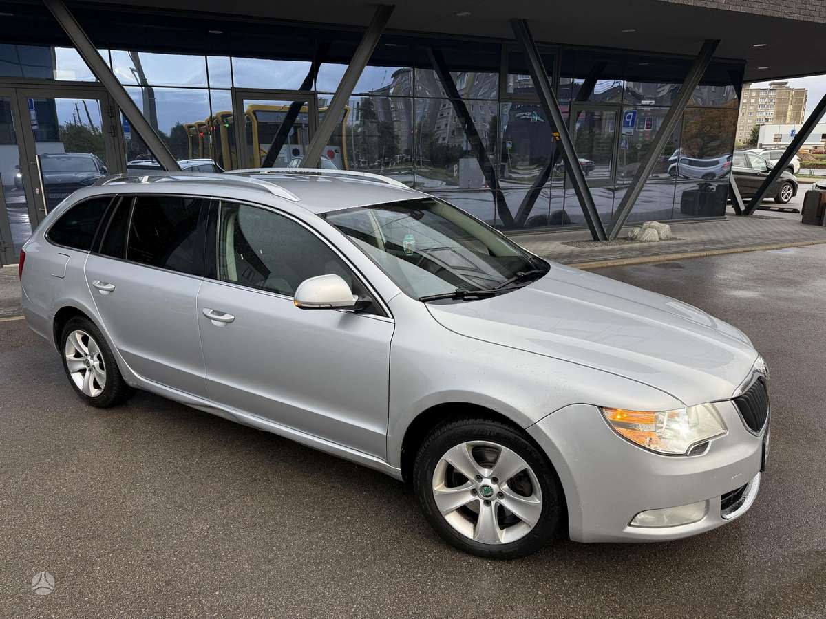 Skoda Superb 2010 — photo 13