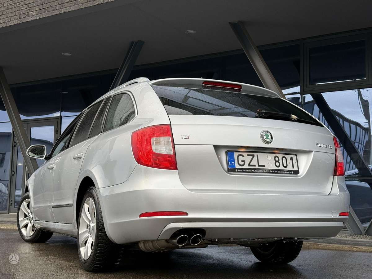 Skoda Superb 2010 — engine 1968 cm³, 140 HP (103kW)
