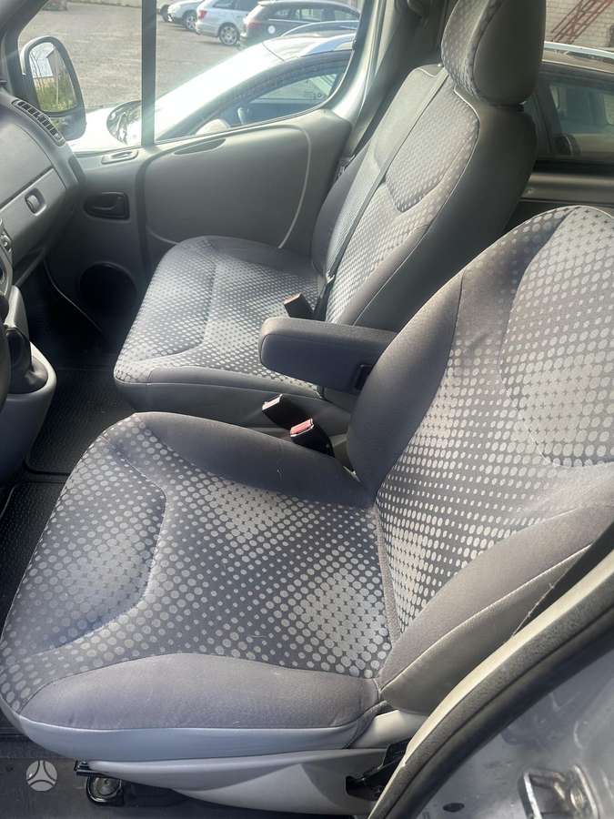 Renault Trafic 2007 — photo 7