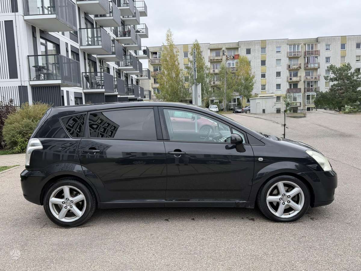 Toyota Corolla 2008 — двигун 2231 cm³, 136 HP (100kW)