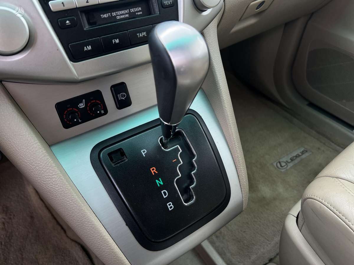 Lexus RX 2006 — photo 15