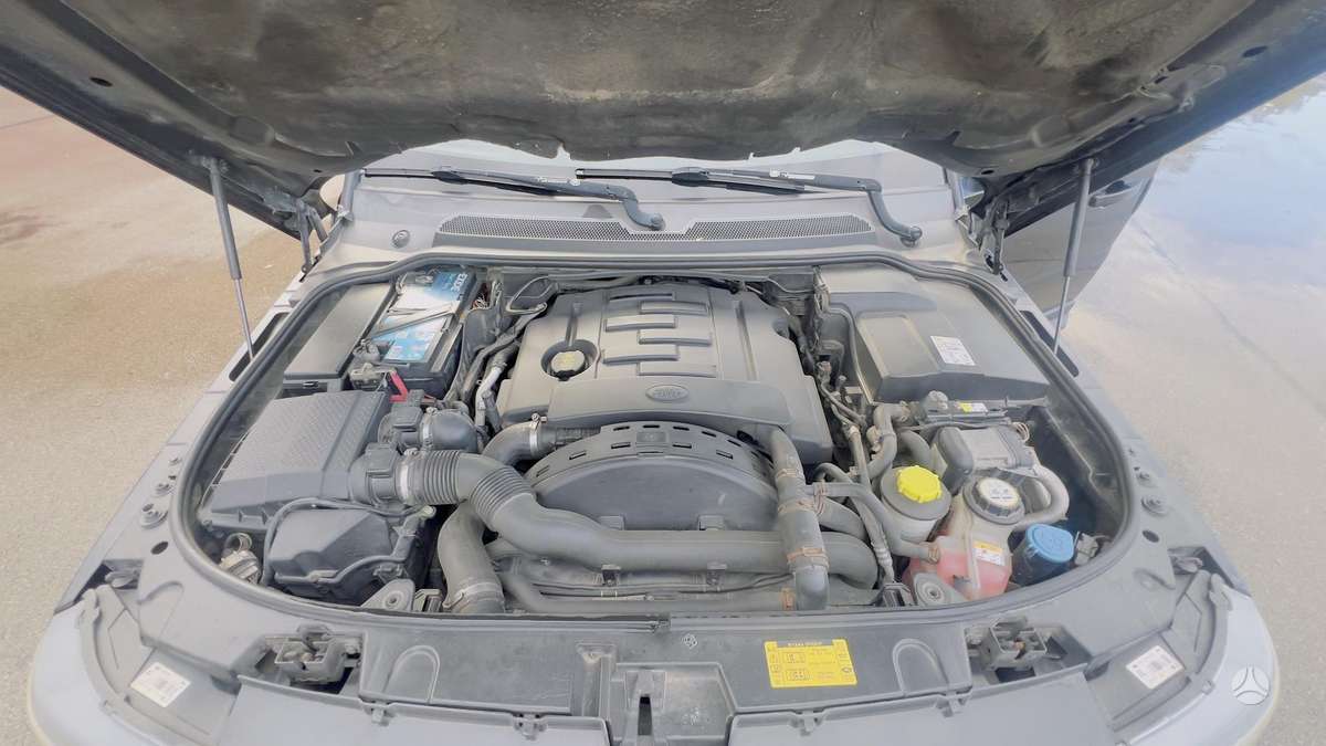 Land Rover 2012 — photo 16