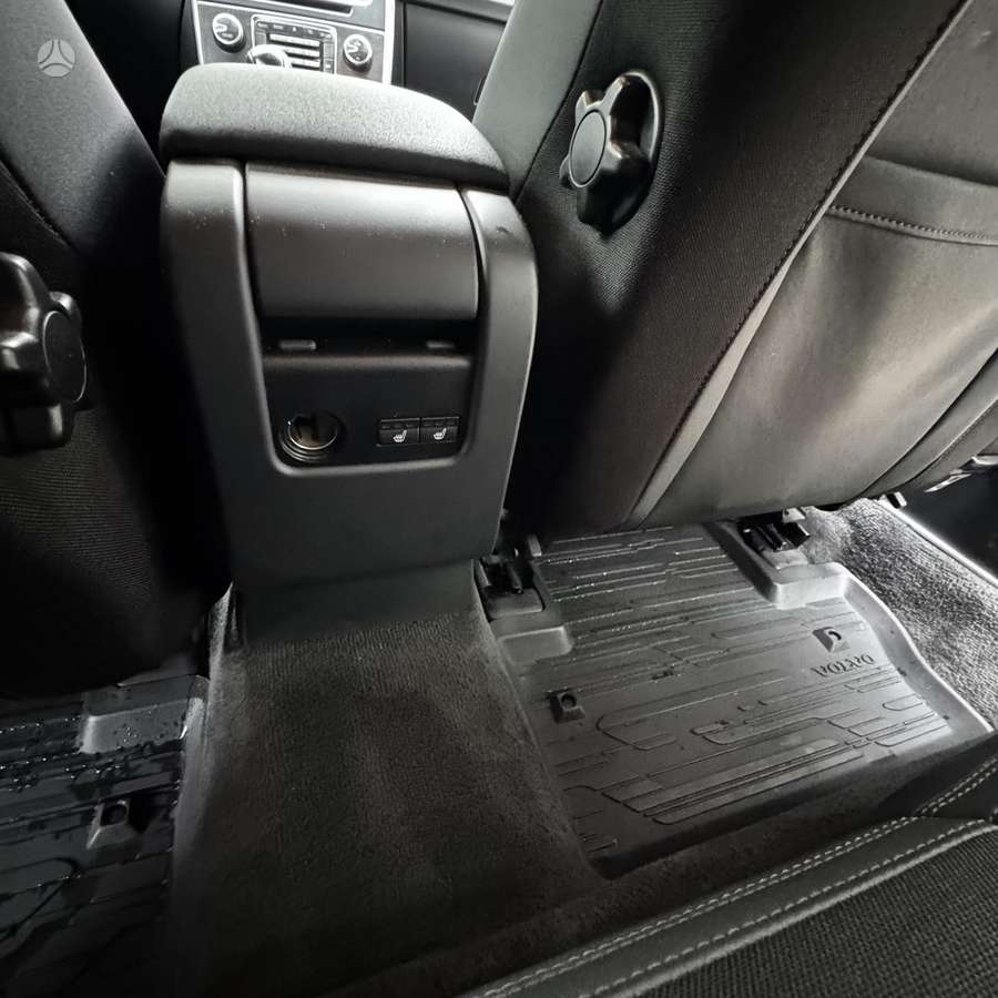 Volvo V60 2010 — photo 10
