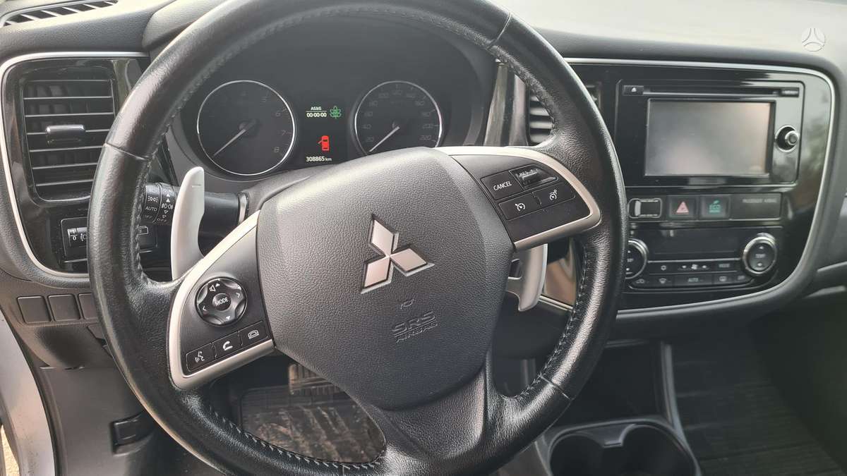Mitsubishi Outlander 2014 — фото 10