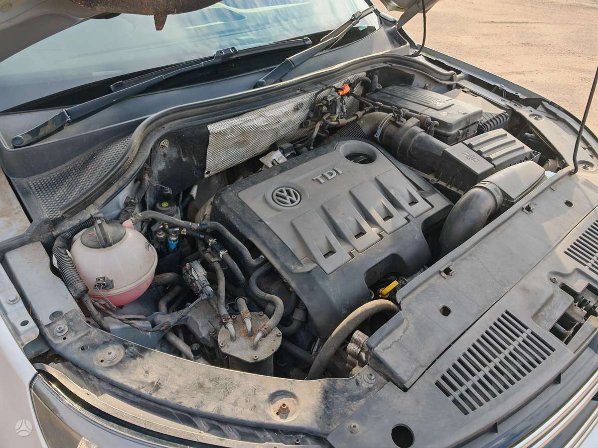 Volkswagen Tiguan 2014 — photo 14