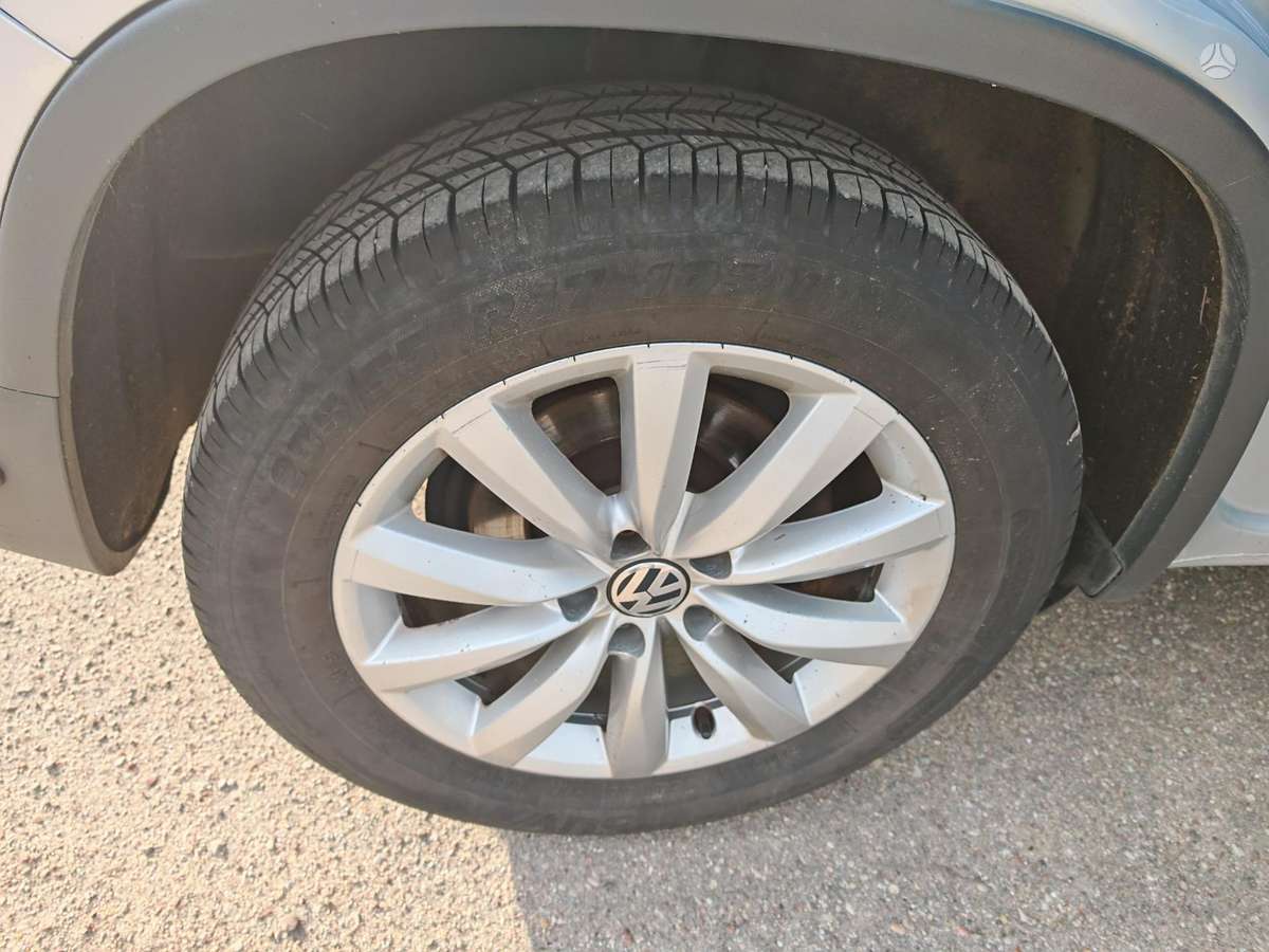 Volkswagen Tiguan 2014 — photo 24