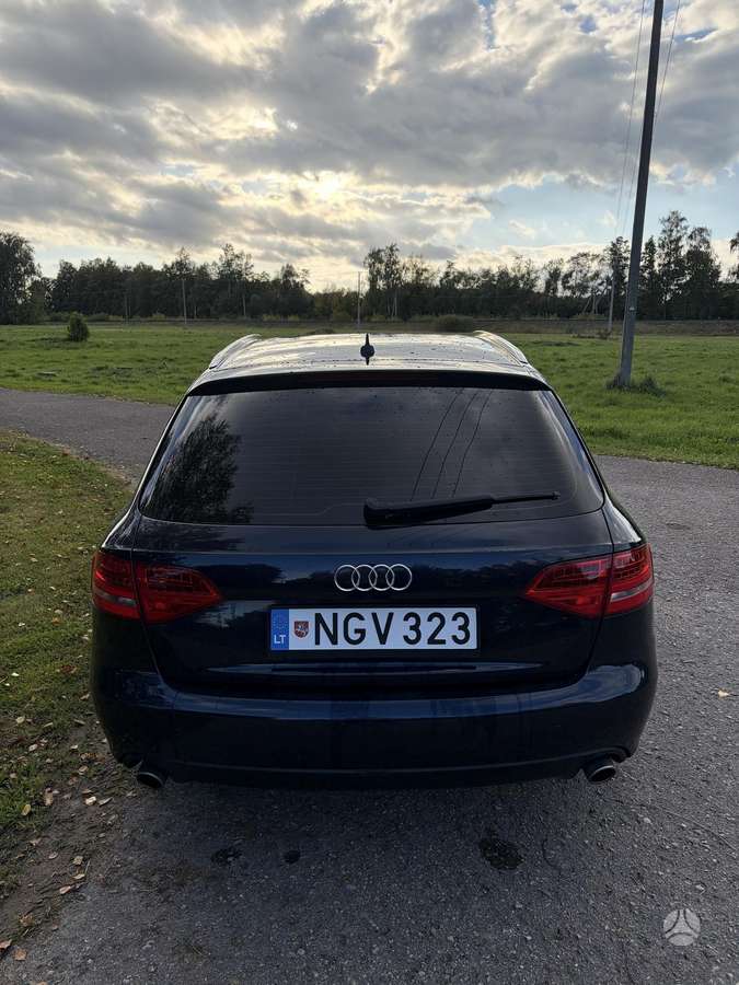 Audi A4 2010 — engine 2698 cm³, 190 HP (140kW)