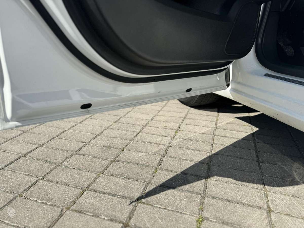 Opel Zafira 2014 — photo 13