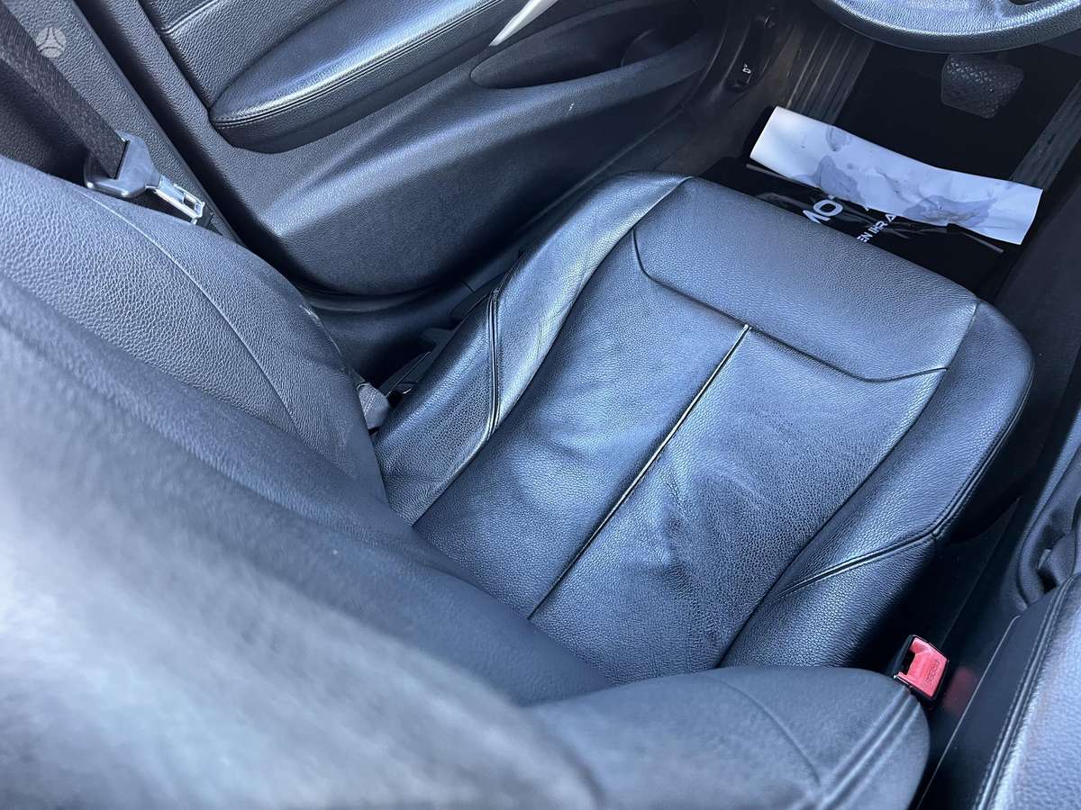 BMW 320 2014 — photo 13