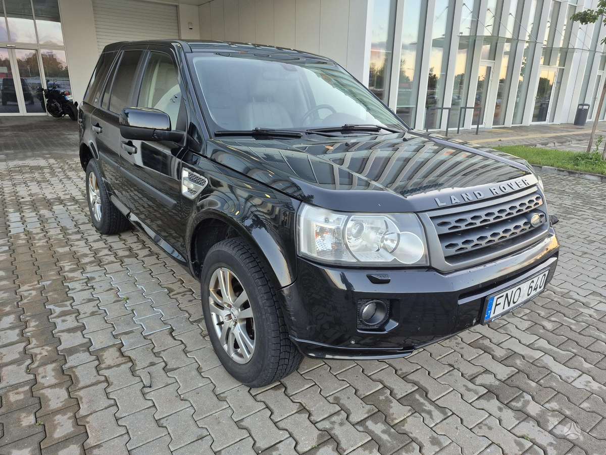 Land Rover 2011 — вигляд ззаду