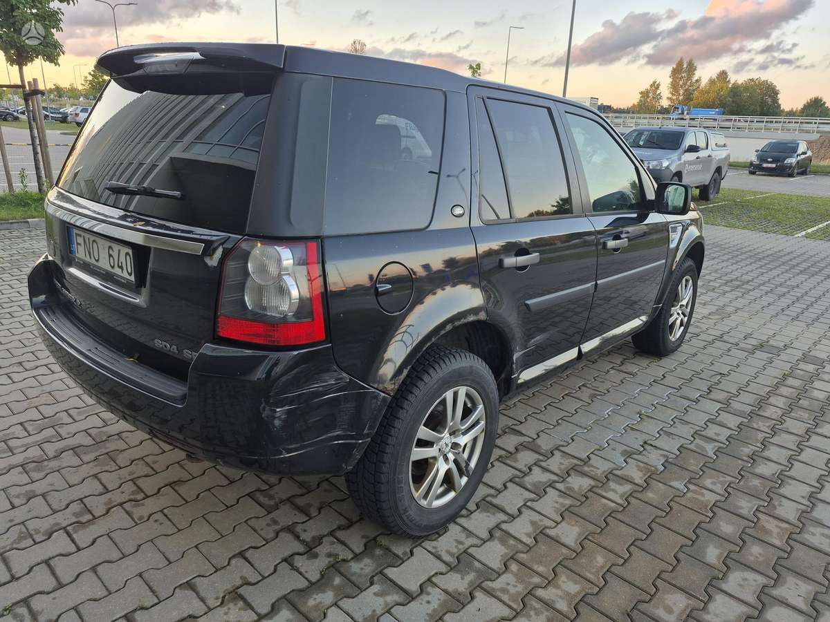Land Rover 2011 — двигун 2179 cm³, 190 HP (140kW)