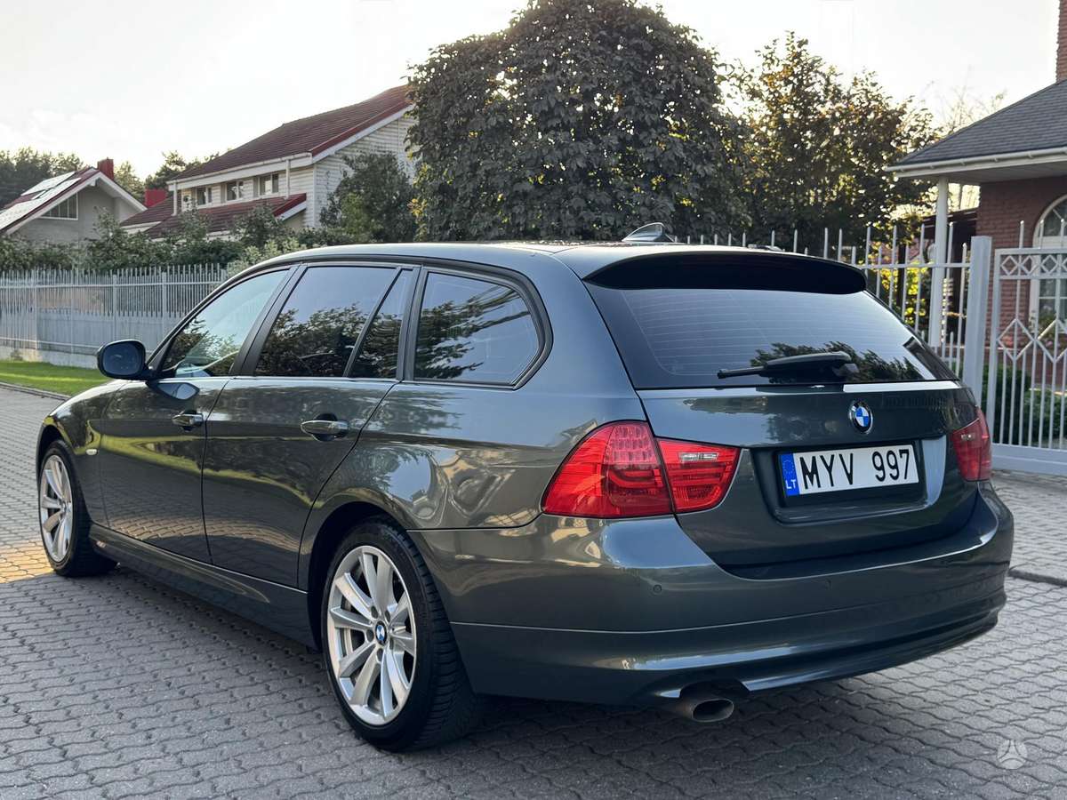 BMW 318 2012 — photo 6