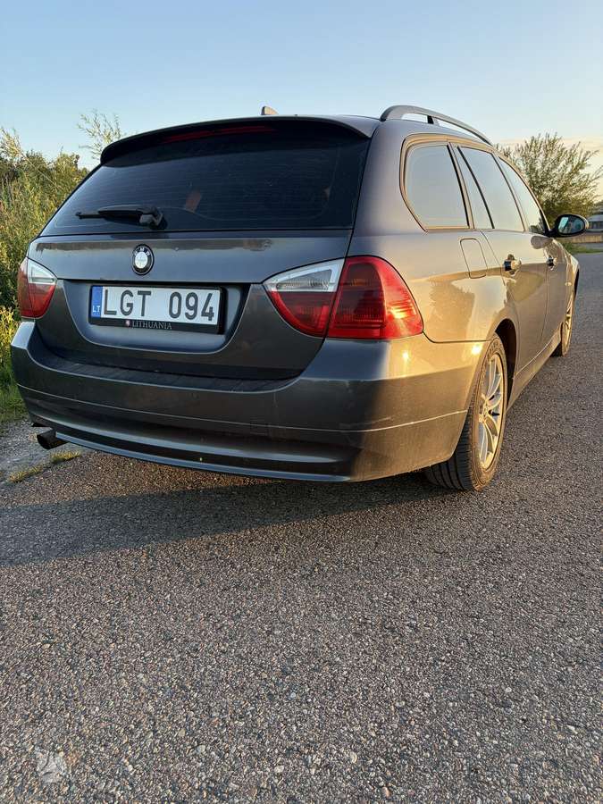 BMW 320 2006 — photo 7