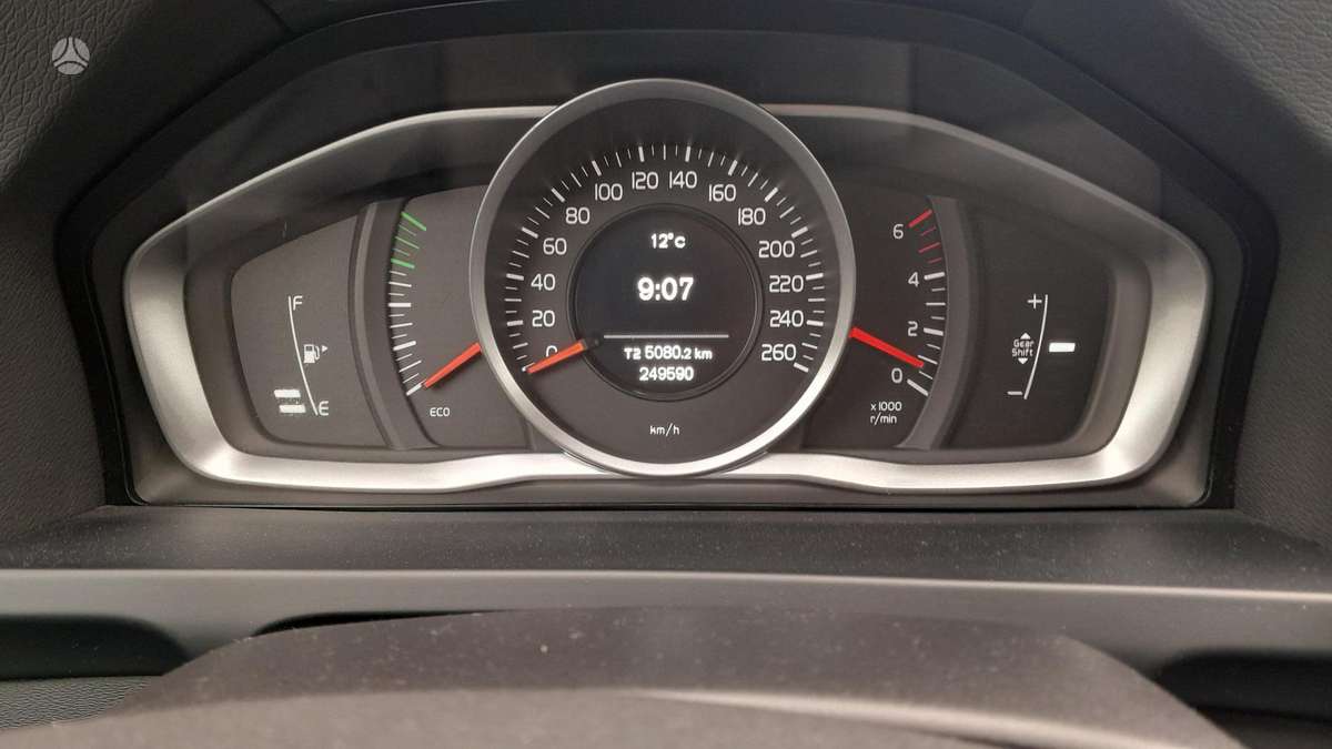 Volvo V60 2014 — photo 20