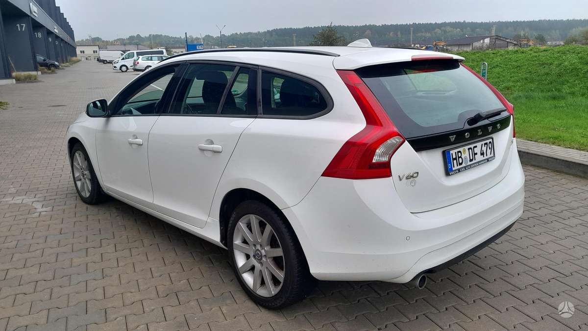 Volvo V60 2014 — photo 5